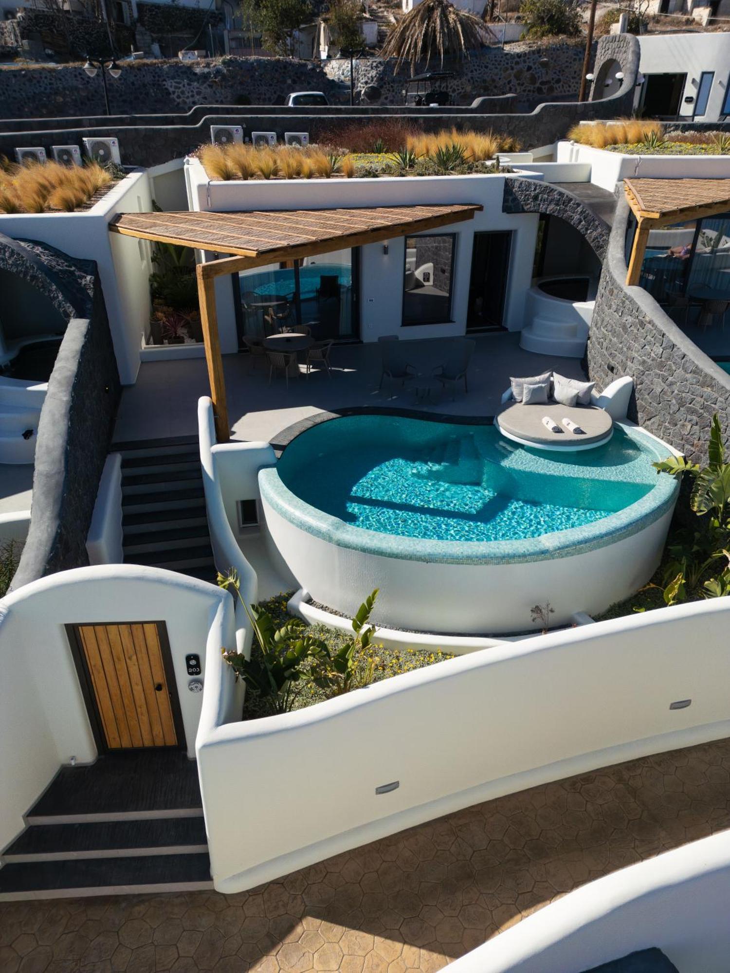 Secret Path Luxury * Imerovigli (Santorini)